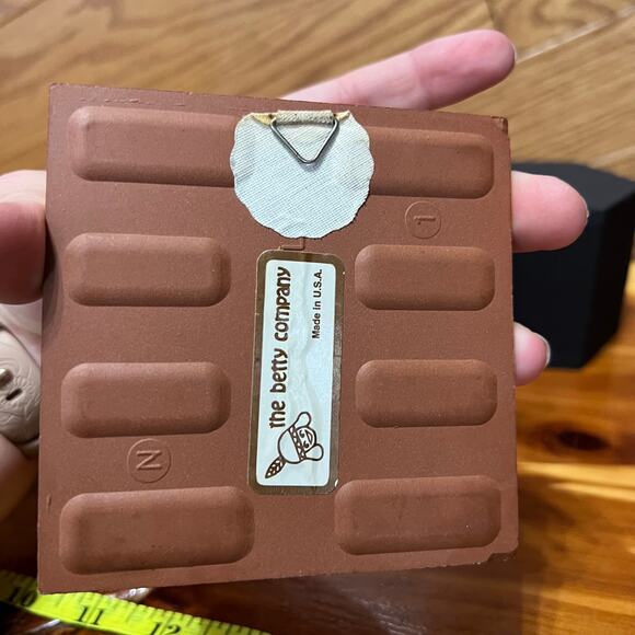 Vintage Betty Company Ceramic Tile Southwestern Cactus Wren Eating Fruit Unique - Picture 4 of 7